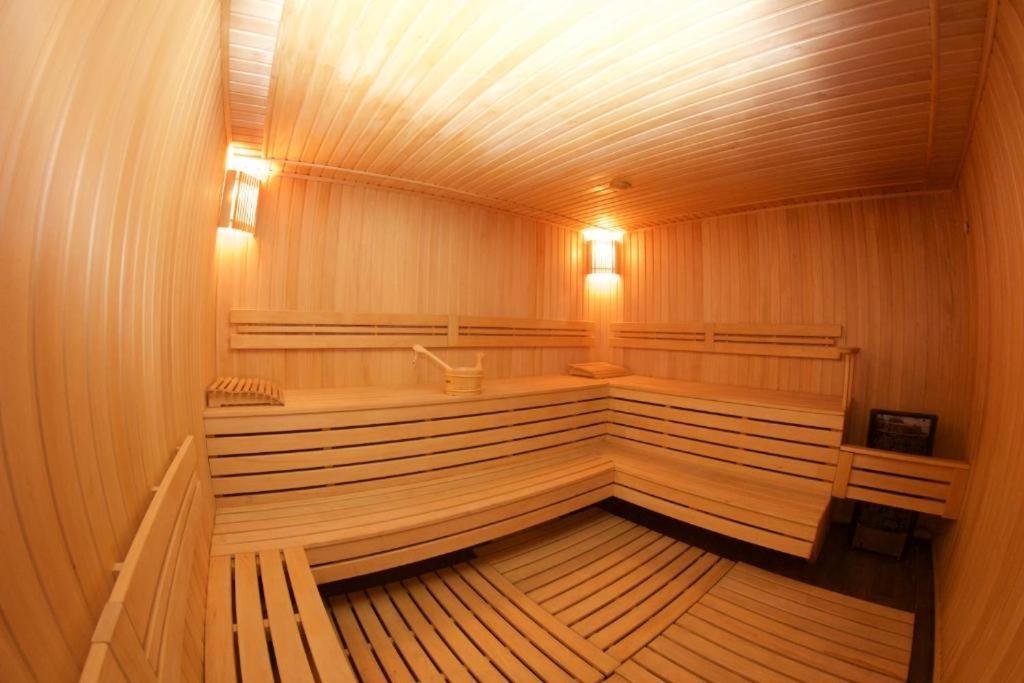 Shera Inn Hotel Almaty Ngoại thất bức ảnh