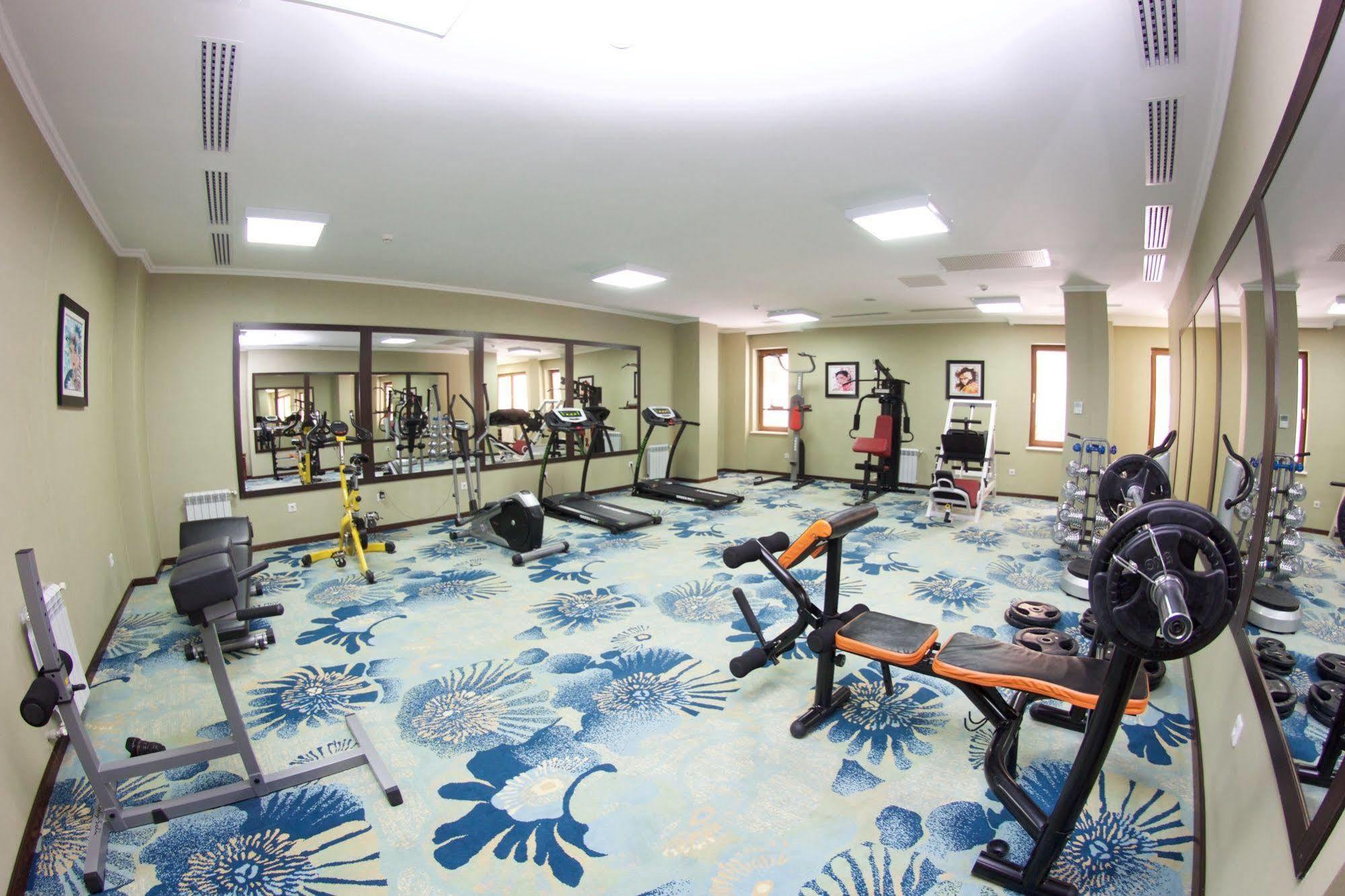 Shera Inn Hotel Almaty Ngoại thất bức ảnh