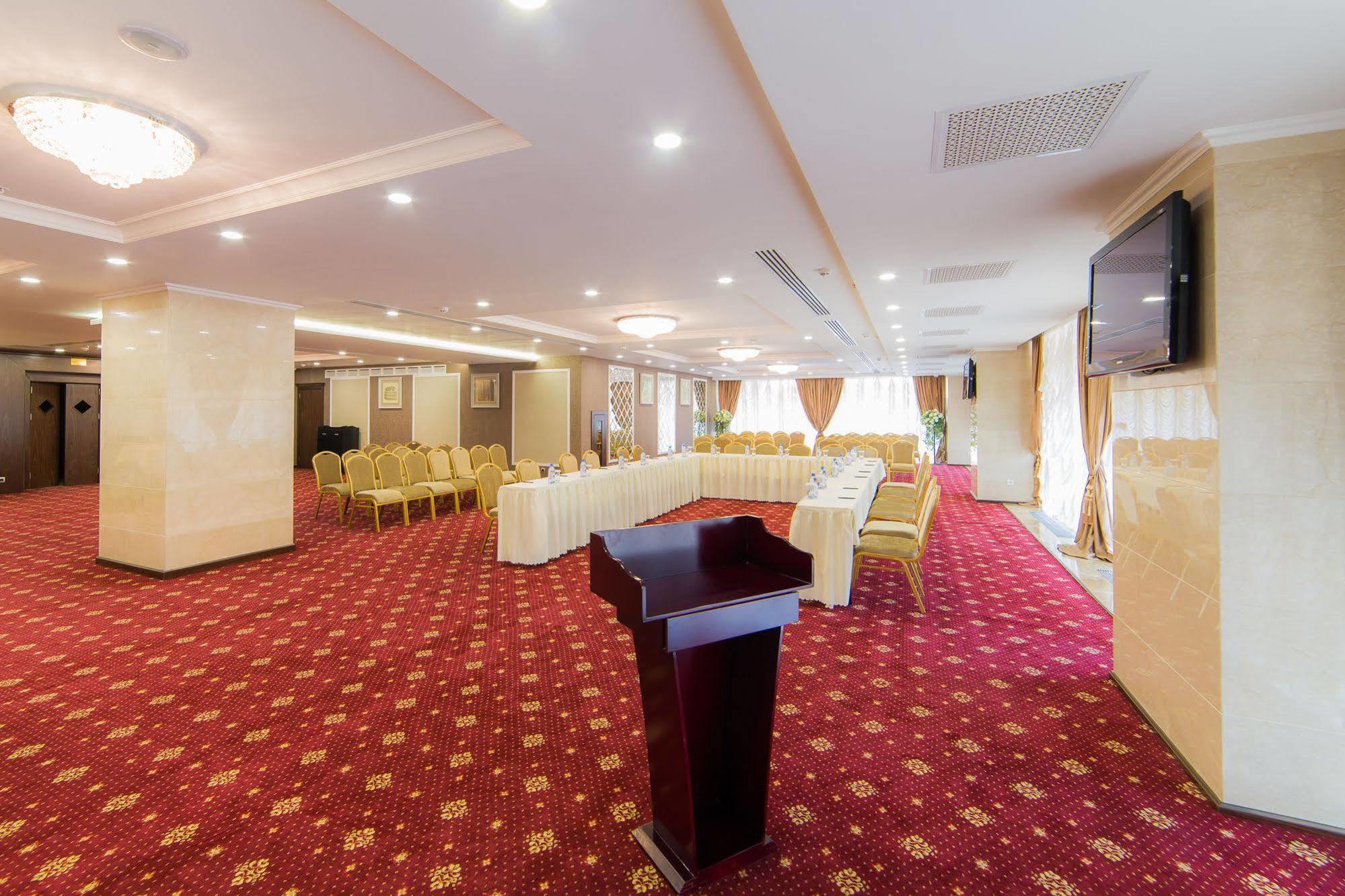 Shera Inn Hotel Almaty Ngoại thất bức ảnh