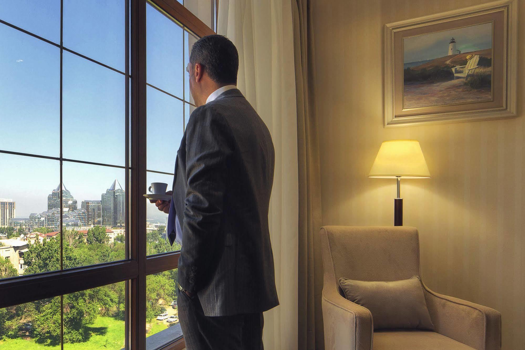 Shera Inn Hotel Almaty Ngoại thất bức ảnh